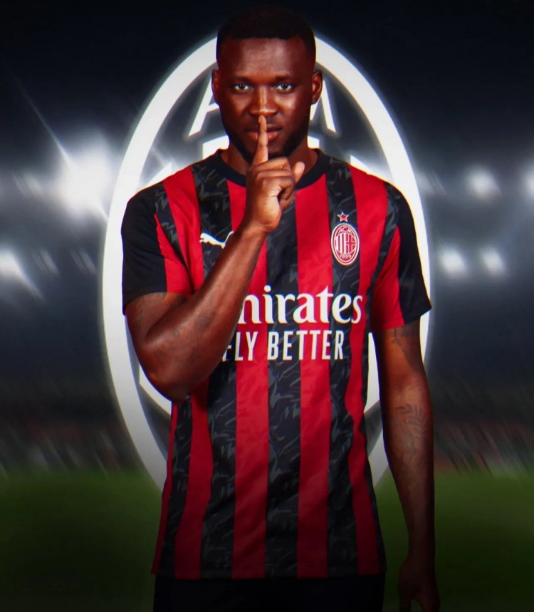 开云娱乐app安全登录-迪马济奥：博尼法斯预计今日下午抵达米兰，转会即将完成