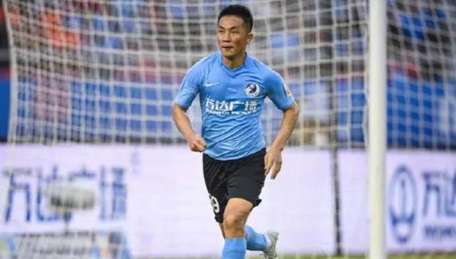 【中超】阎相闯单刀破门史亮救主 大连人1比1梅州