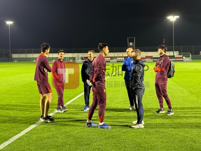 Kysports-【现场直击】中乌赛后的老友会 卡纳瓦罗再会众弟子