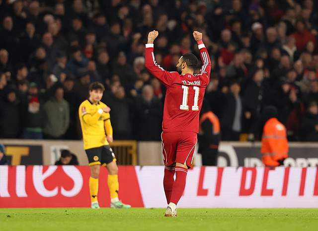 3-1！萨拉赫建功，飞翼2分钟传射，1.1亿先生复出，利物浦雪耻